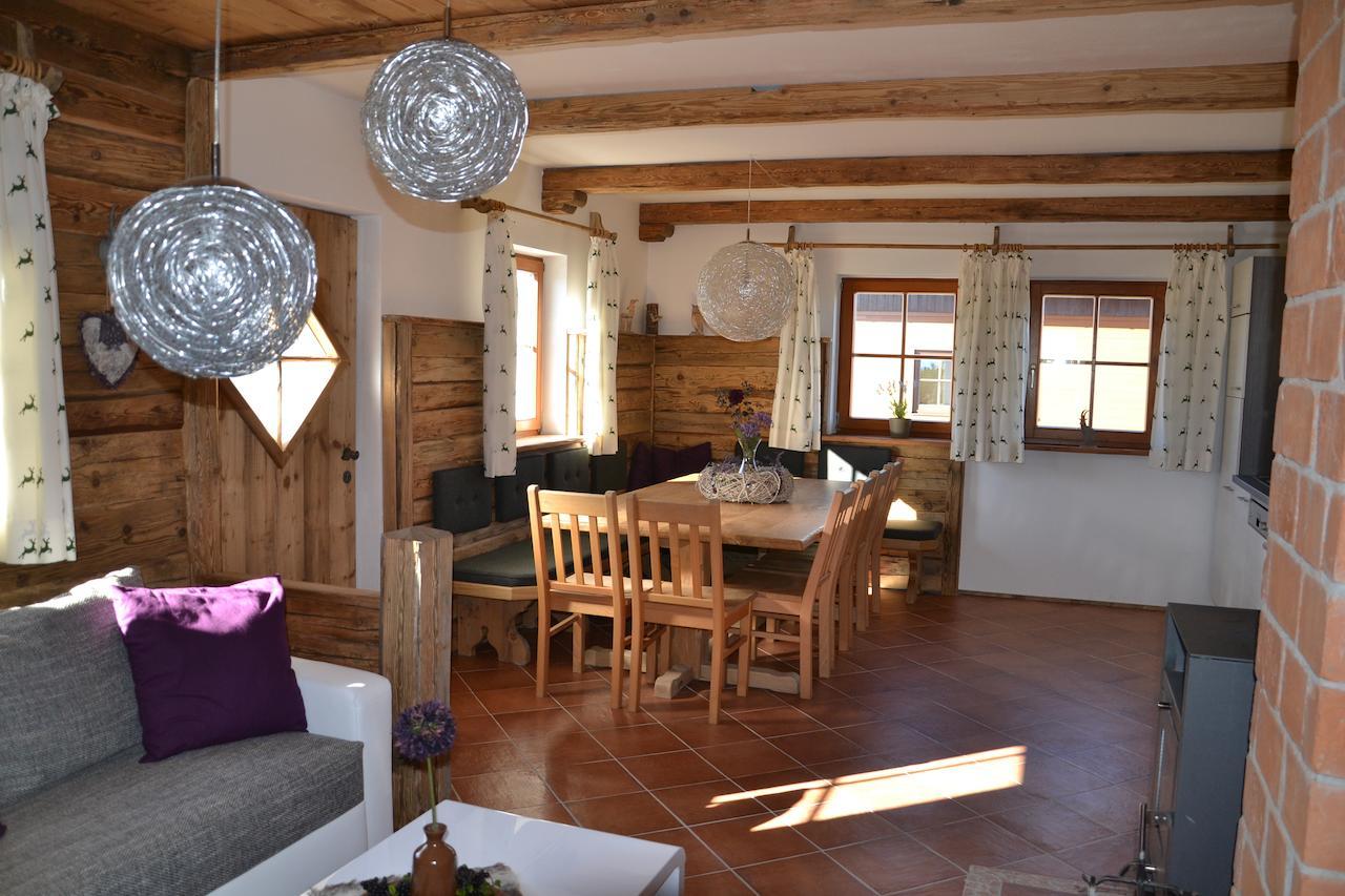Almchalet Feuerkogel ابينسي الغرفة الصورة